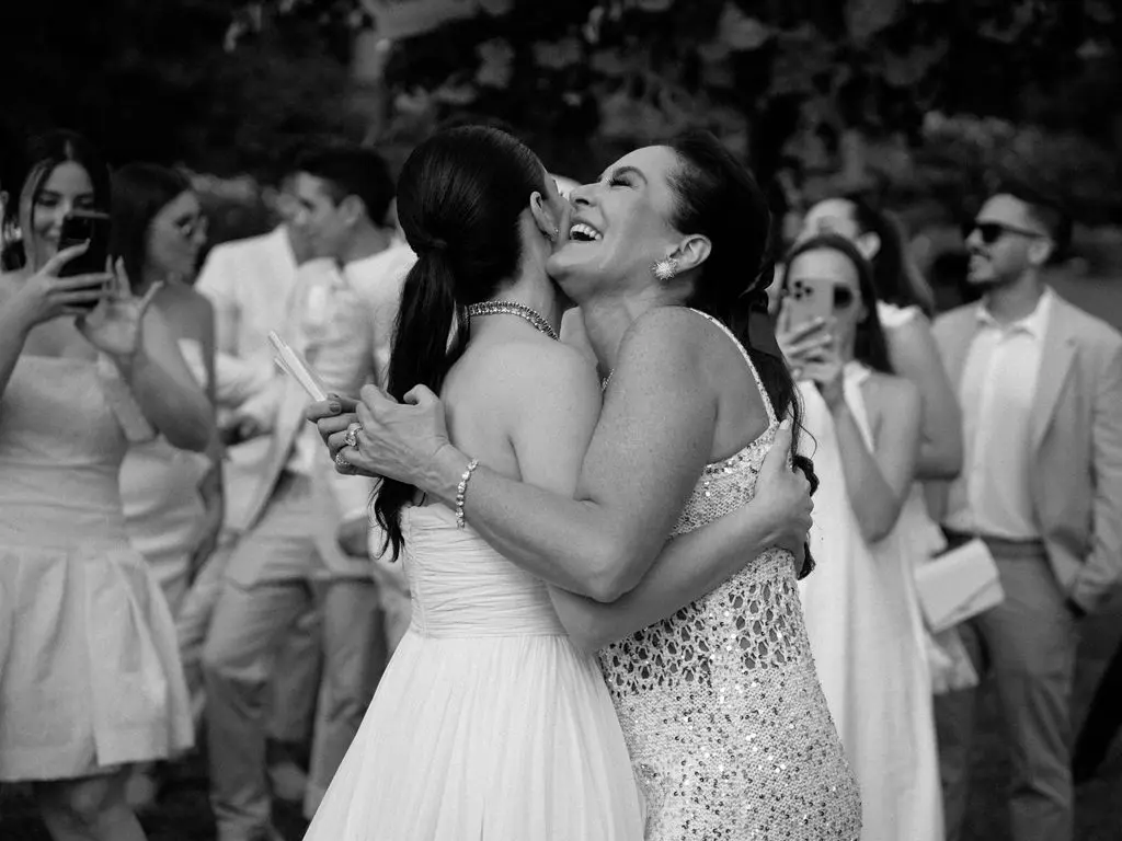 Bruna and Manoel, Villa Erba white party photograph 30
