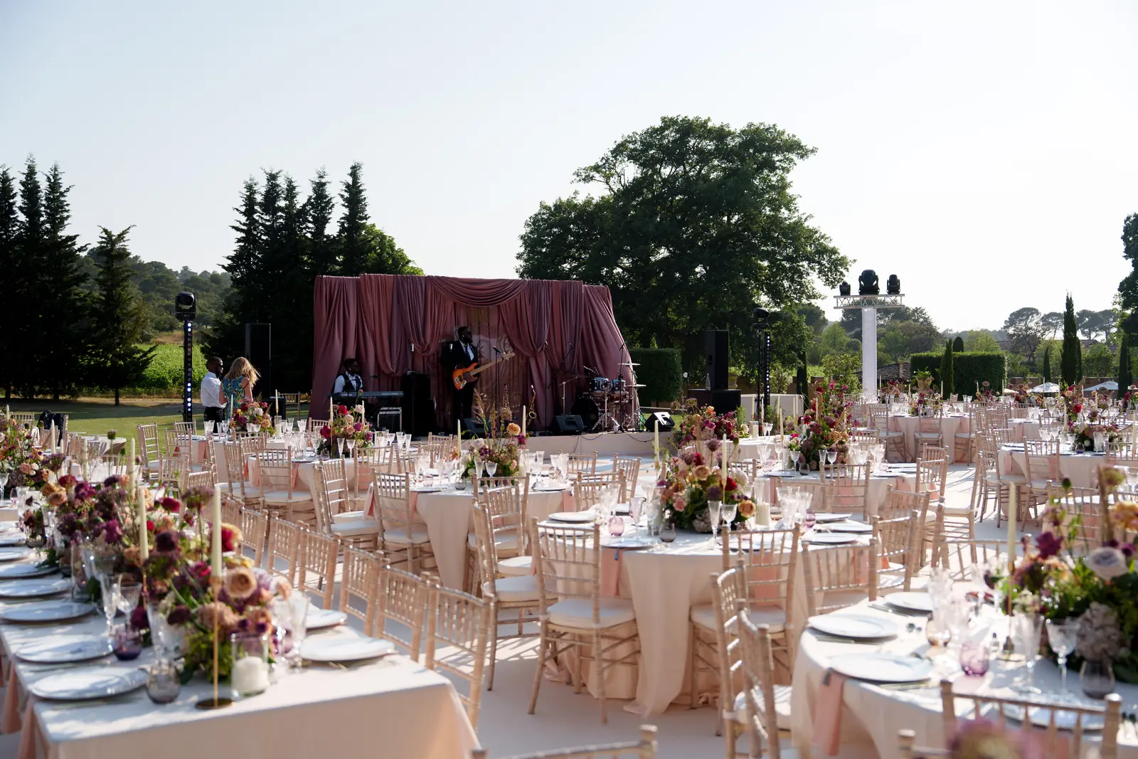 Kenne and Ugo, château wedding photograph 45
