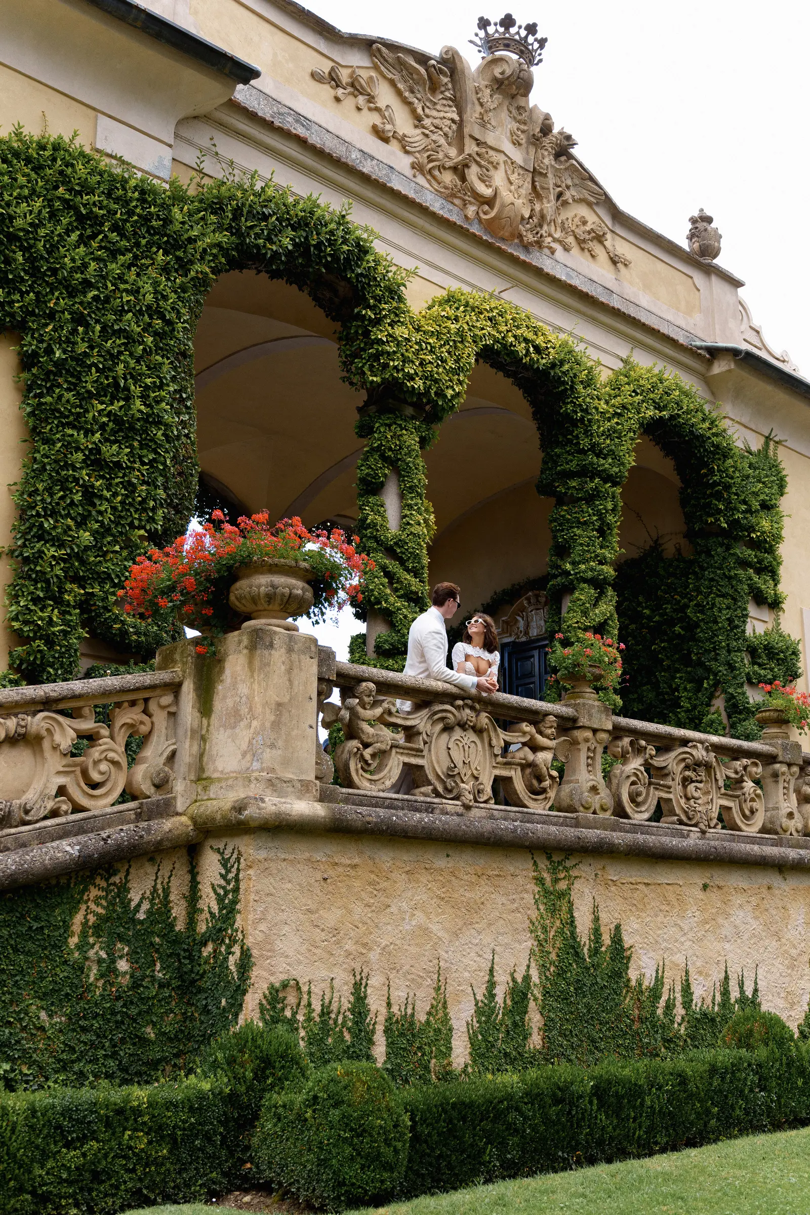 Rose and Hunter's Lake Como celebration, photograph 3